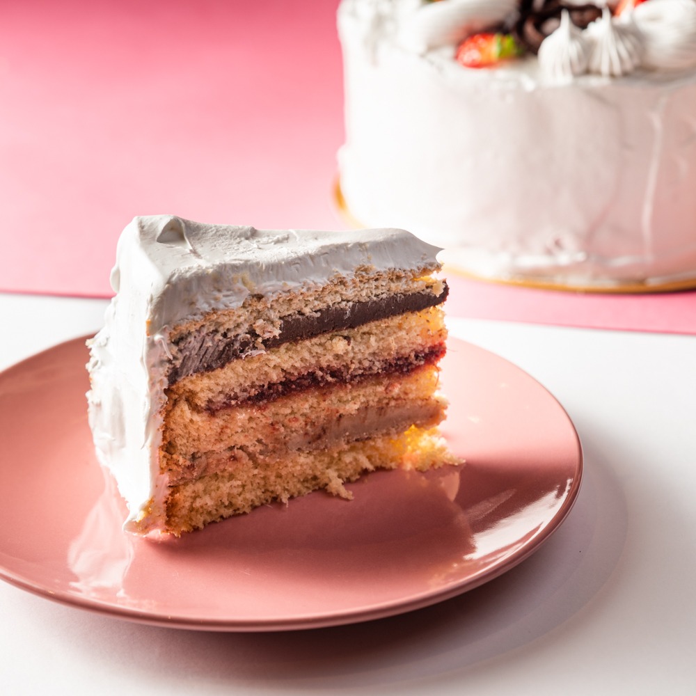 Torta Duo de Brigadeiro e Morango