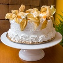 Torta de Abacaxi com Coco (8 fatias)